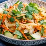 Dumm Salat – Genialer Asiatischer Salat, der süchtig macht First Image
