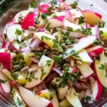 Radieschen Apfel Salat – Ein Frischer und Gesunder Genuss für Jede Mahlzeit First Image